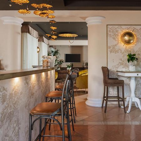 Hotel Mazzanti Морской Милан Экстерьер фото