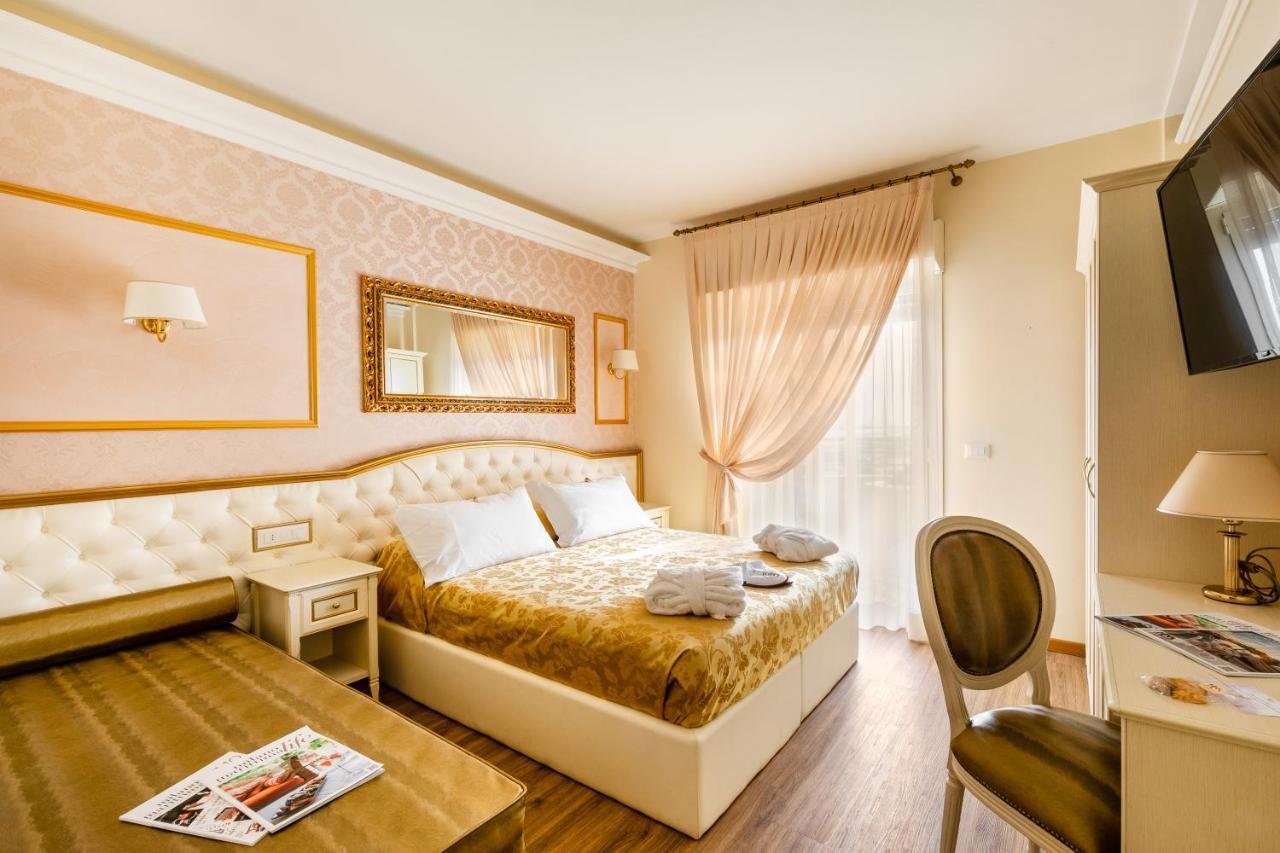 Hotel Mazzanti Морской Милан Экстерьер фото