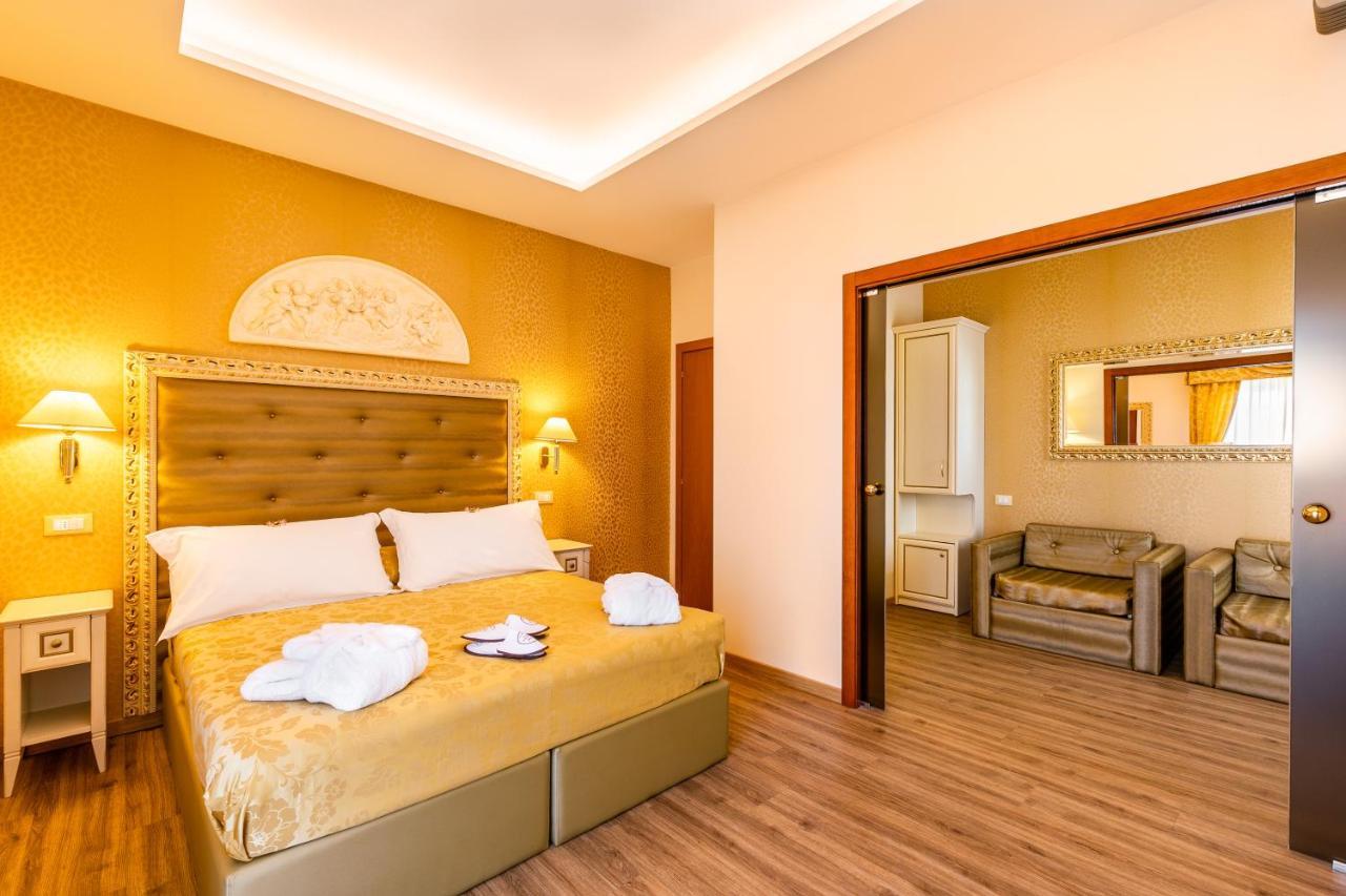 Hotel Mazzanti Морской Милан Экстерьер фото